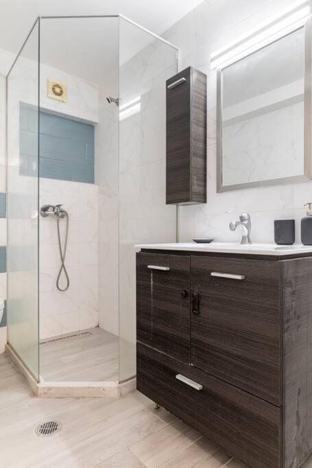 Apartment At Ano Glifada. Atény Exteriér fotografie